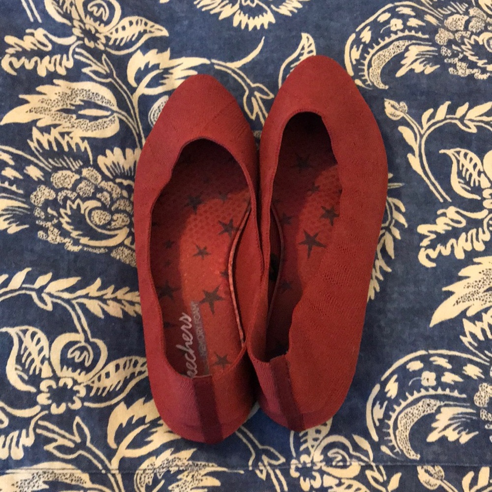 Skechers memory foam flats